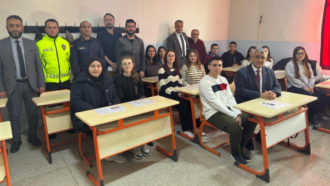 Çerkeş Anadolu Lisesi, 2023-2024 Eğitim-Öğretim Yılı'nın 1. dönemi karne dağıtım programı..